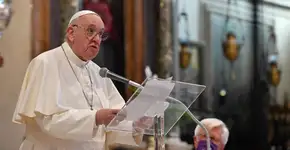 Papa Francisco condena atos golpistas em Brasília