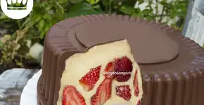 Fácil de fazer: bombom gigante de morango