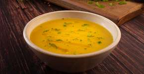 Caldo de mandioca com carne moída: sabor e aconchego no prato