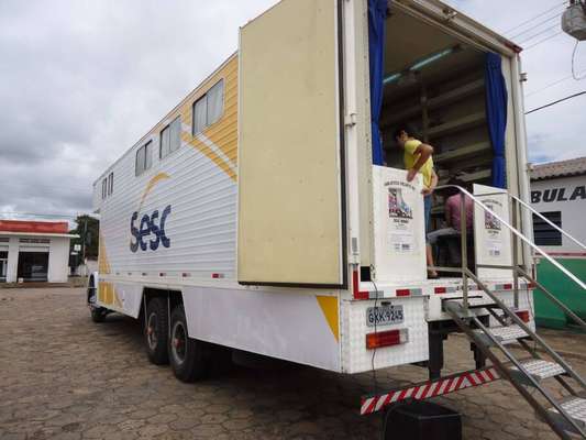 A Biblioteca Voltante funciona há 60 anos...