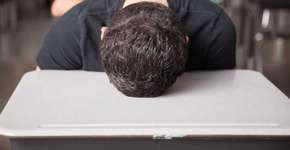 Você já teve estresse ou depressão por causa da universidade?