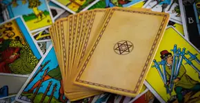 Tarot semanal: previsão para os signos de 30 de março a 05 de abril de 2026