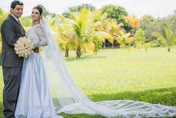 Dani Ferri (veste Bride8) e André Nogueira. Foto: Gerd Otto Schley