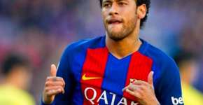 Calça justíssima de Neymar chama atenção em foto no Instagram