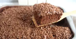 Bolo brigadeiro gelado e bem molhadinho; veja a receita