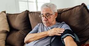 Pressão arterial de 12 por 8 agora é considerada alta; saiba como deve ser a alimentação para controlar o quadro