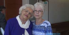 Aos 92, mulher adota filha de 76 anos
