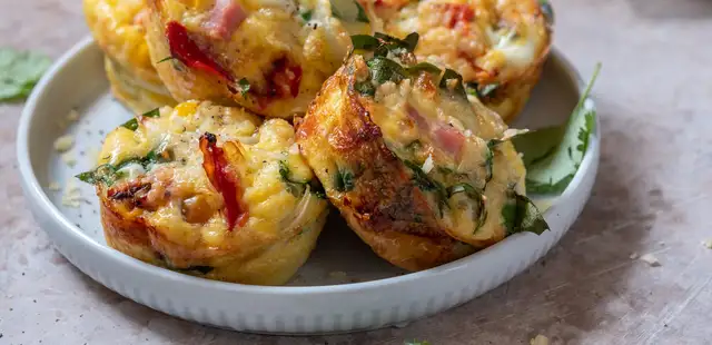 Muffin de ovos com bacon