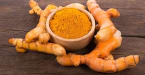 Conheça os benefícios de passar açafrão diretamente no corpo