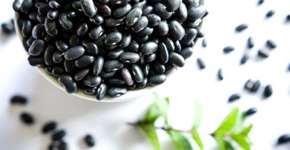 Brasil consome 1/5 dos agrotóxicos produzidos no mundo