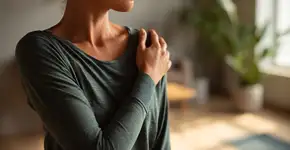 Este movimento simples pode acabar com a dor nos seus ombros