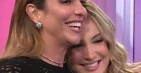 Claudia Leitte pede ‘dicas’ de sexo na gravidez a Ivete Sangalo