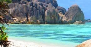 12 praias com águas cristalinas ao redor do mundo