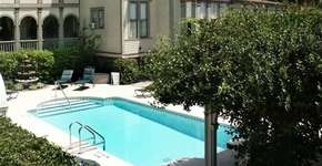 Site lista hotéis baratos em lugares paradisíacos