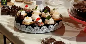 Balada vegana com música e comida boa