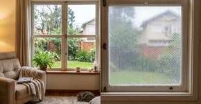 Colocar plástico bolha nas janelas da casa: por que é recomendado e quando deve ser feito