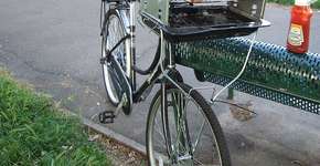 Fazer churrasco ou lavar as roupas? Conheça oito maneiras inusitadas de andar de bicicleta