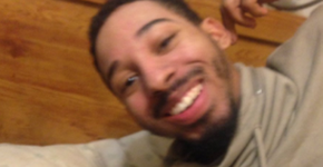 Ele achou que fossem flores e comprou uma alface para a namorada