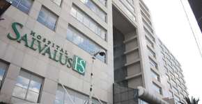 Revoltado com atendimento, marido de paciente esfaqueia médico em SP