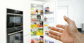 Milhares de bactérias podem estar escondidas na sua geladeira