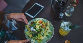 Estudo alerta que cortar estes alimentos da dieta eleva risco de morte