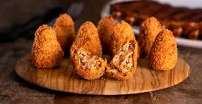 Outback lança coxinha de costela ao barbecue nesta segunda, 18