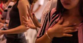 Homem é condenado por levar amante a grupo de oração da esposa