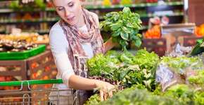 Alface e banana estão entre os alimentos mais desperdiçados