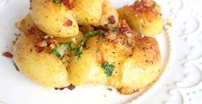 Batata ao murro feita na frigideira: prática e deliciosa