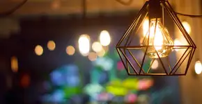 Como a iluminação influencia o descanso no quarto, segundo a ciência