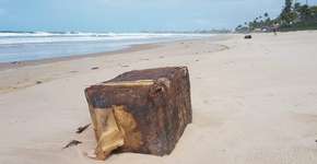 ‘Caixas misteriosas’ voltam aparecer no litoral de Pernambuco