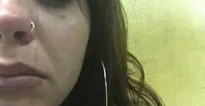 Homem ejacula no pé de mulher dentro do metrô no Rio de Janeiro