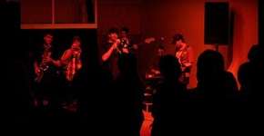 Serralheria promove festa para criação do cineclube OYA