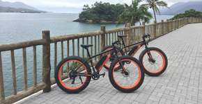 Ilhabela ganha serviço de locação de bikes elétricas