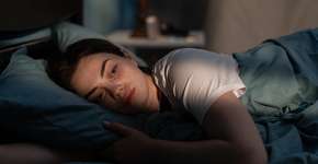 Abrir mão deste hábito antes de dormir pode aumentar o risco de AVC