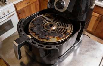 Featured large news: 6 passos para limpar a resistência da air fryer com segurança