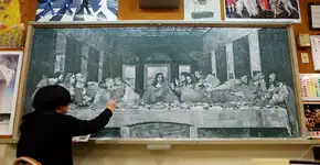 Professor japonês reproduz obras famosas de maneira incrível