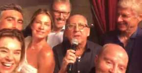 Galvão Bueno posta vídeo enlouquecendo Moscou e viraliza