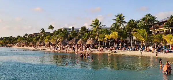 Beach Club de Mambo Beach