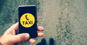 Aplicativo de táxi distribui vales descontos de R$30