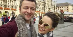 Sandy sobre filho brincar com boneca: Sem problema se ele for gay