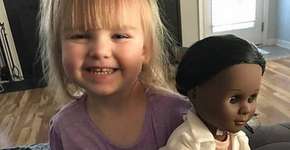 Diversidade: Sophia, 2, escolhe boneca negra e rebate vendedora