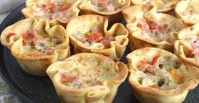 Cestinhas recheadas deliciosas feitas com massa de pastel