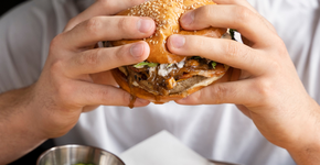 Especialistas alertam sobre alimentos que estão destruindo seu corpo agora mesmo