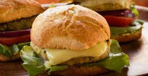 Minhocão se transforma em feirinha gastronômica a céu aberto