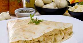 Crepe de milho com crango e catupiry é tudo o que sua festa de são joão precisa