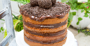 Receita obscena: naked cake de cenoura com brigadeiro