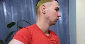 Homem que injetou óleo nos braços pode ter que amputá-los