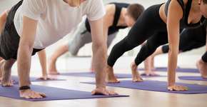 Dor nas costas? 5 exercícios eficazes para melhorar a postura e fortalecer a coluna