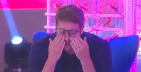 Fãs apontam constrangimento de Porchat em programa da Rafa Kalimann